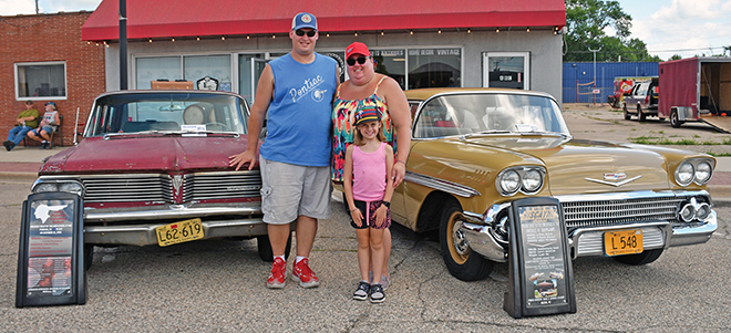 Clinton Homestyle Car Show draws a crowd